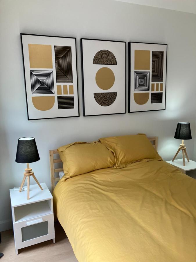 Yin Et Yang Apartment Sainte-Anne-de-Beaupre Bagian luar foto